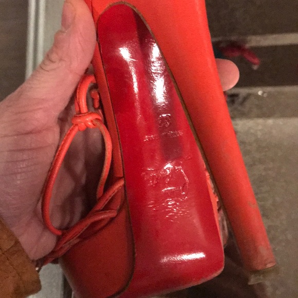 Authentic Christian louboutin - Picture 2 of 5